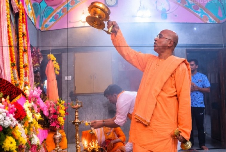 Aarti and Yagna